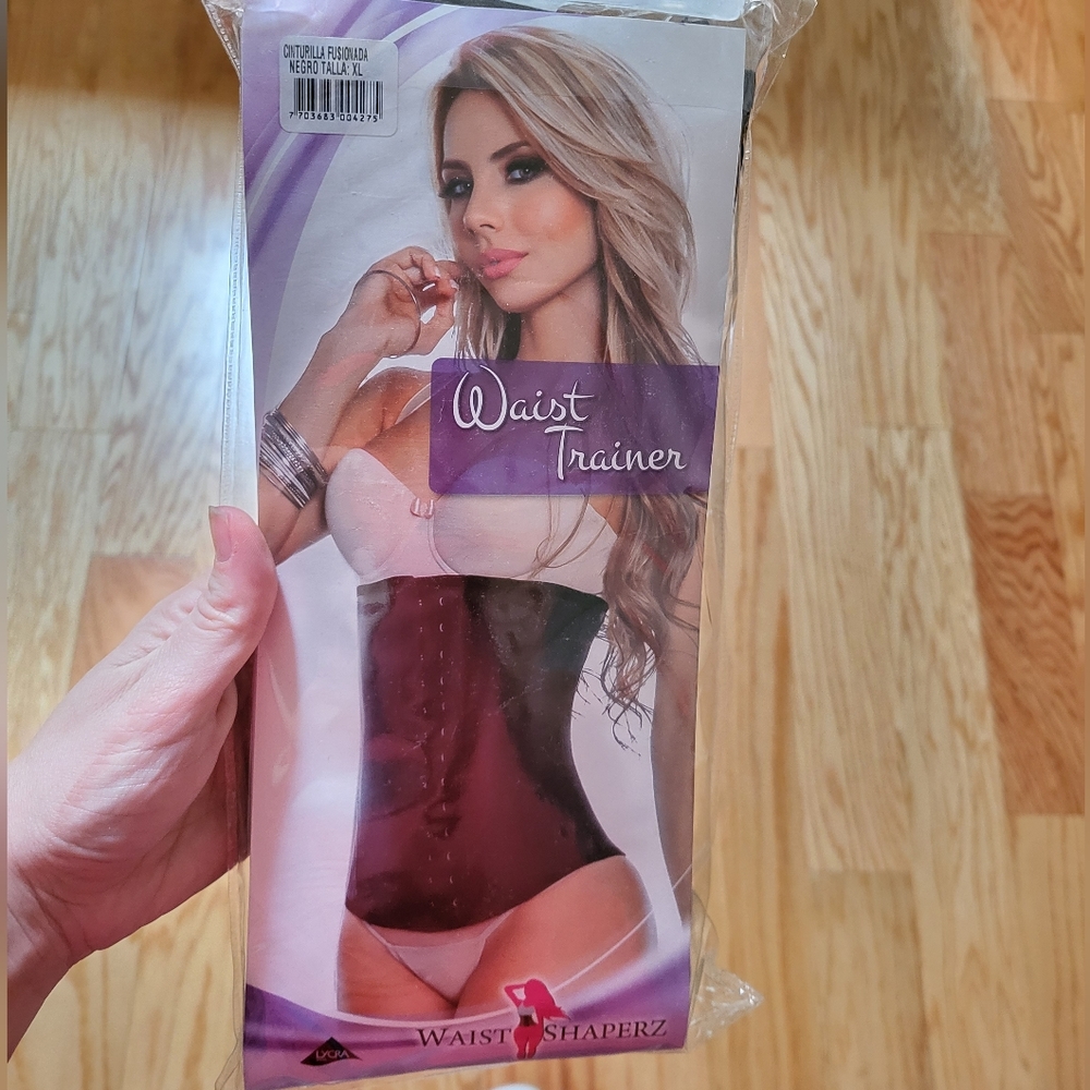 Waist Shaperz size XL